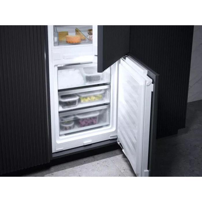 Miele PerfectCool Series KFN7795D 24 Inch Panel Ready Built-In Bottom Mount Smart Refrigerator with 8.69 cu. ft. Total Capacity, Ice Maker, DynaCool, NoFrost, PerfectFresh Active, FlexiTray, SoftClose Door, Clean Touch Steel Rear Panel, Sabbath Mode